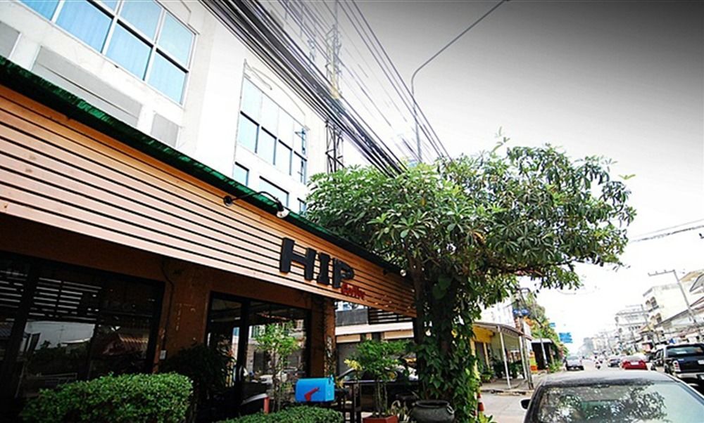 Hip Inn Coffee Phitsanulok Eksteriør billede